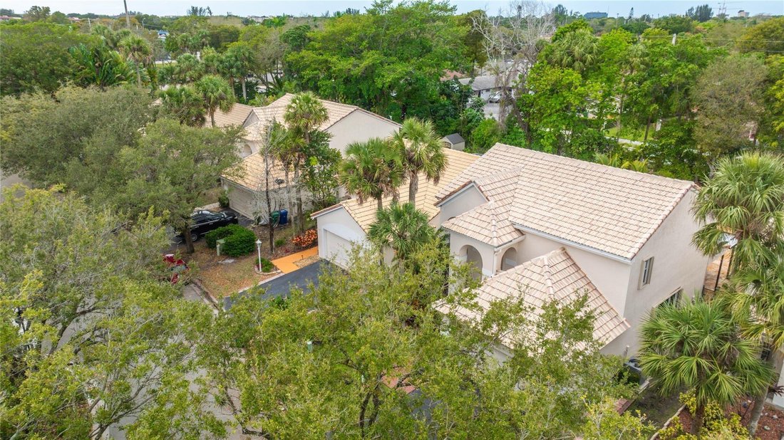 House in Coral Springs, Florida, United States 3 - 18662980