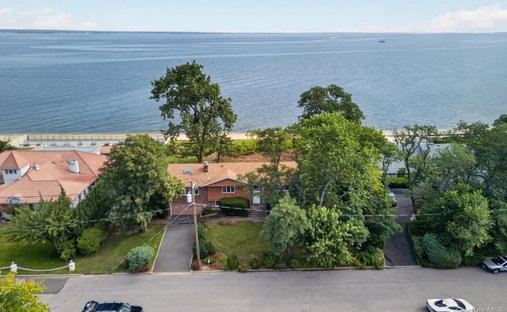 House in Glen Cove, New York, United States 1
