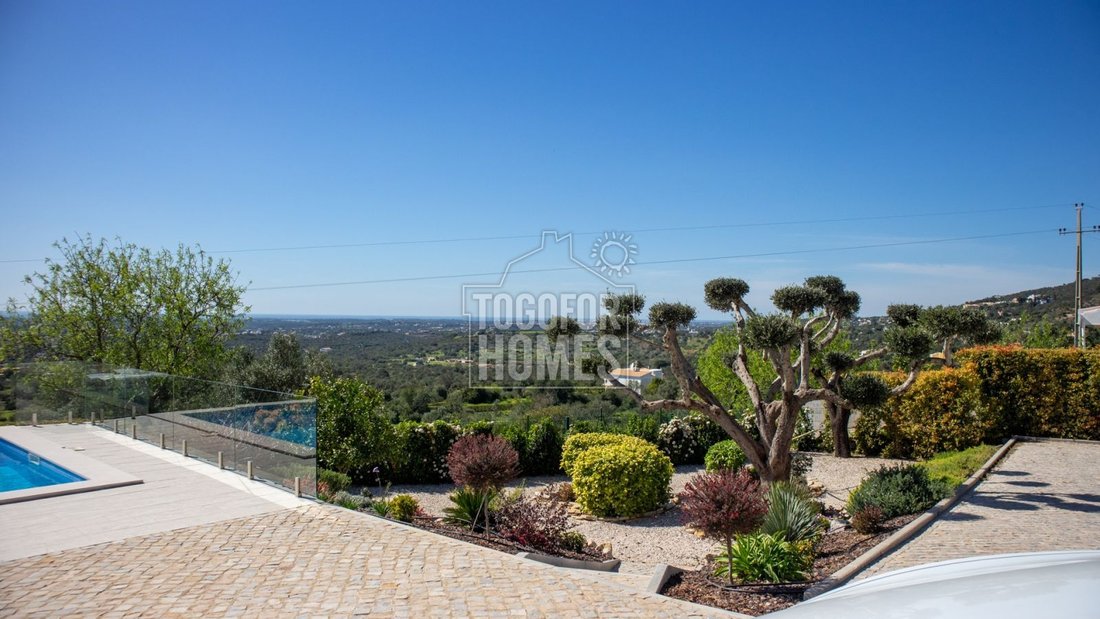 Villa in Santa Barbara de Nexe, Algarve, Portugal 5 - 17385745
