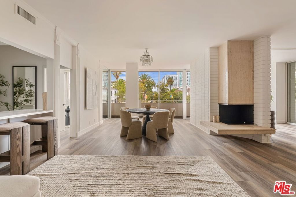 Condo in Los Angeles, California, United States 3 - 18662003