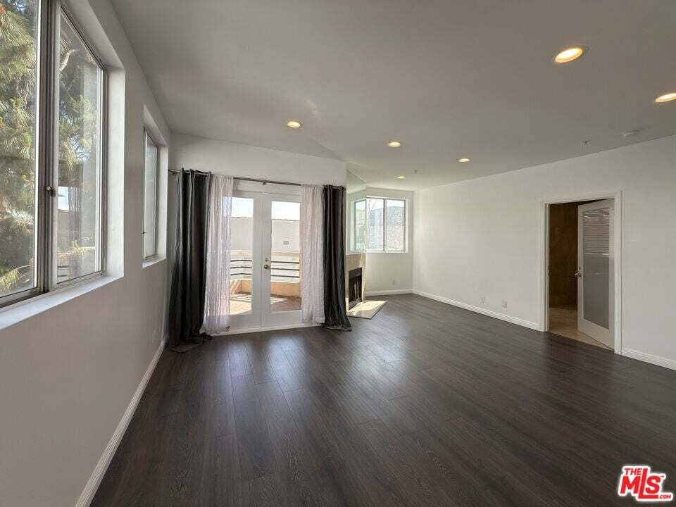 Condo in Beverly Hills, California, United States 4 - 18662031