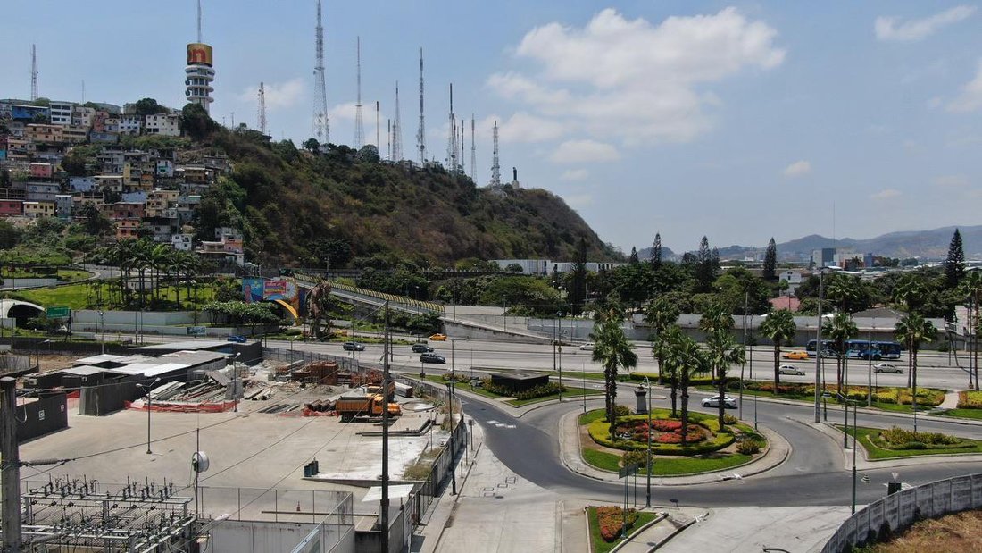 Land in Guayaquil, Guayas, Ecuador 1 - 18660438