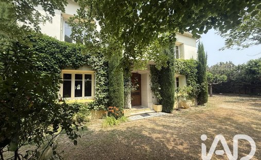 House in Rasteau, Provence-Alpes-Côte d'Azur, France 1