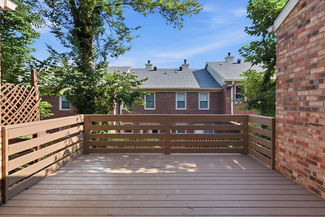 Townhouse in Forest Hills, Tennessee, United States 2 - 18665921