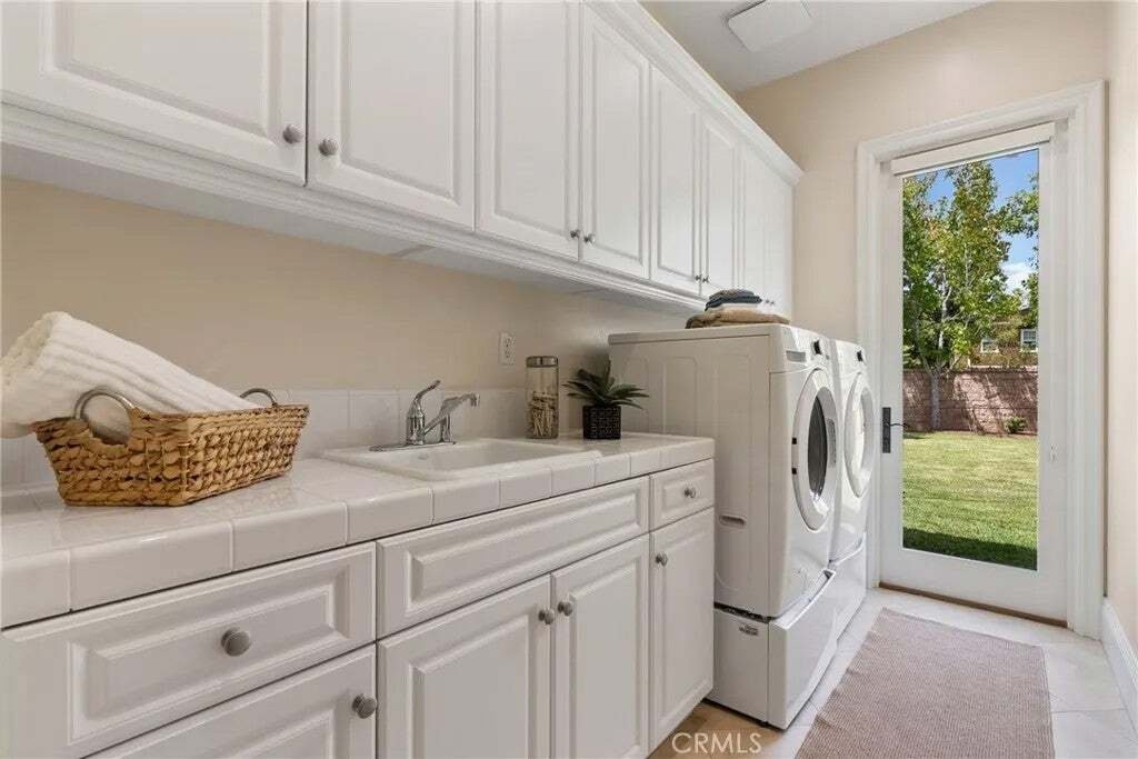 House in Huntington Beach, California, United States 5 - 18455769