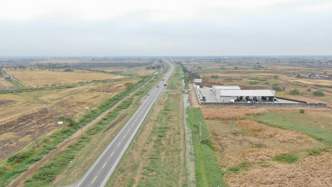 Land in Samborondón, Guayas, Ecuador 4 - 18660496