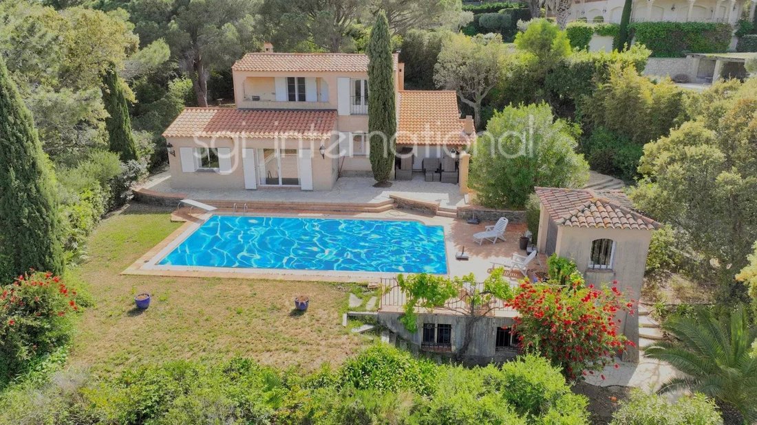 House in Ramatuelle, Provence-Alpes-Côte d'Azur, France 2 - 16246979
