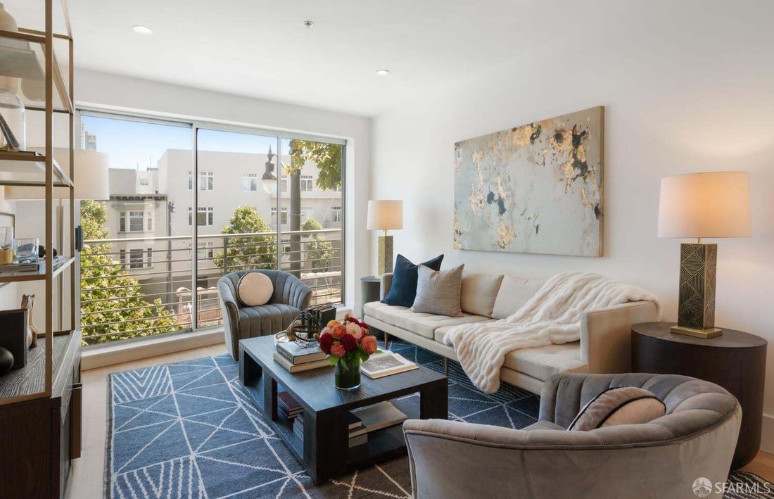 Condo in San Francisco, California, United States 2 - 18659006