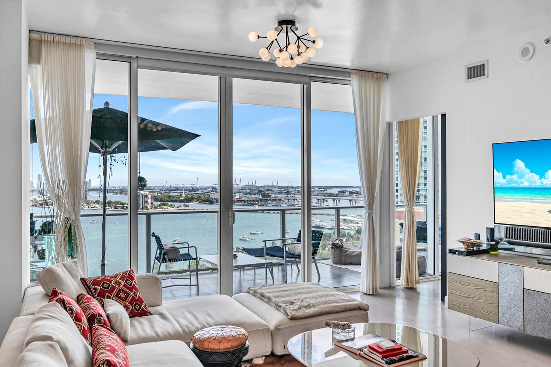 Condo in Miami, Florida, United States 3 - 18666507