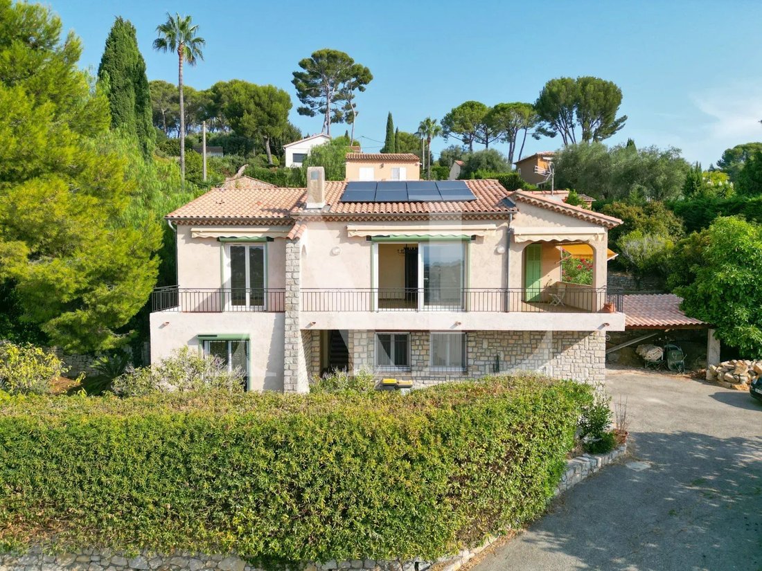 Villa in Les Impiniers-Font de Cine-Vaucontrade, Vallauris, France 1 - 18666958