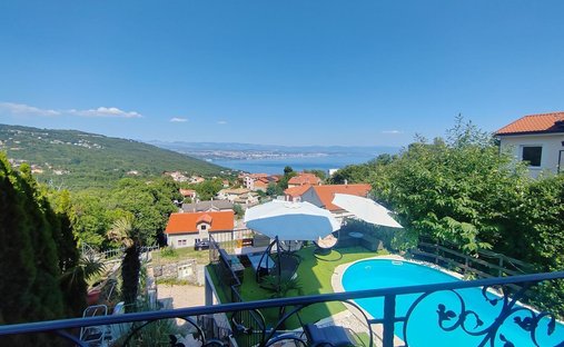 Villa in Opcina Lovran, Primorje-Gorski Kotar County, Croatia 1