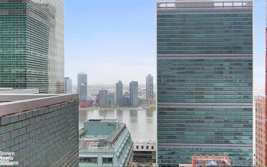 Condo in New York, New York, United States 2 - 18668057