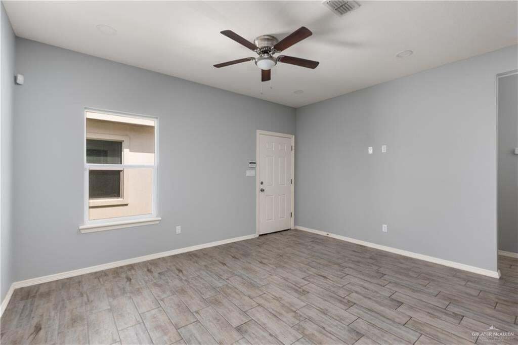 Pharr, Texas, United States 4 - 18662491