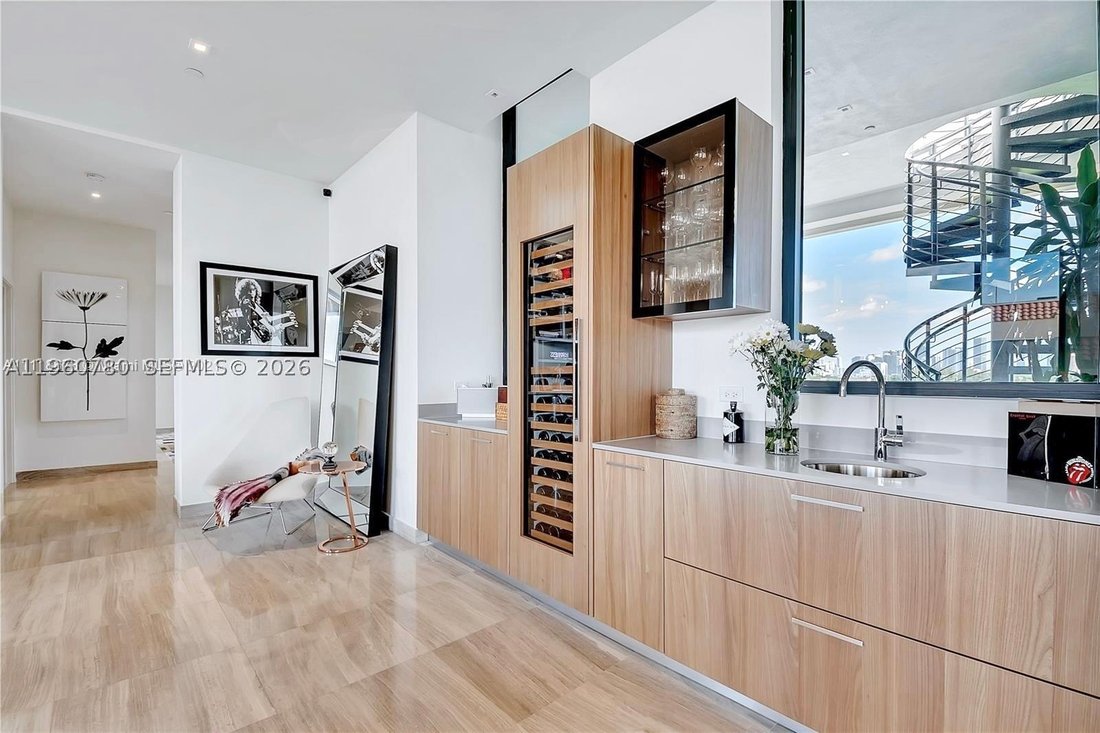 House in Miami, Florida, United States 5 - 18670269