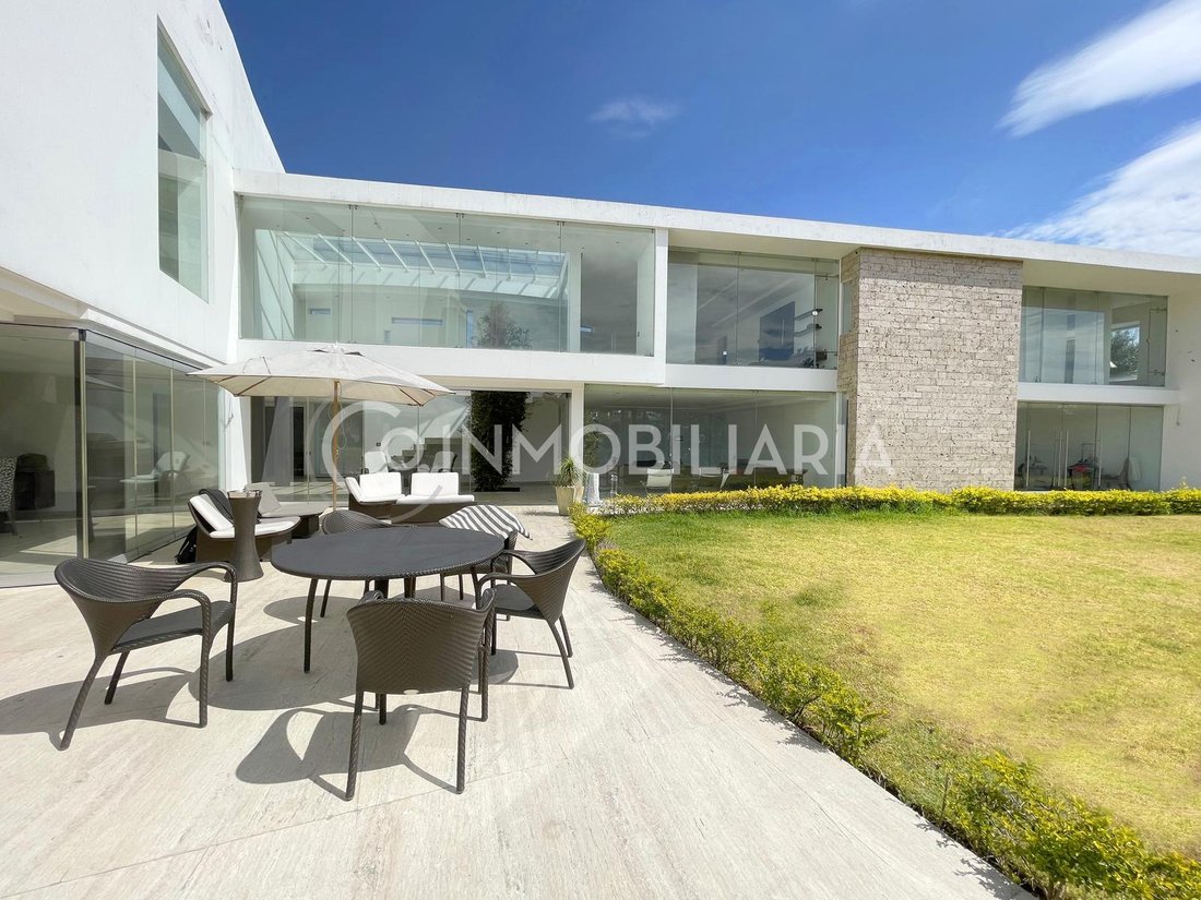 House in Quito, Pichincha, Ecuador 1 - 18661216