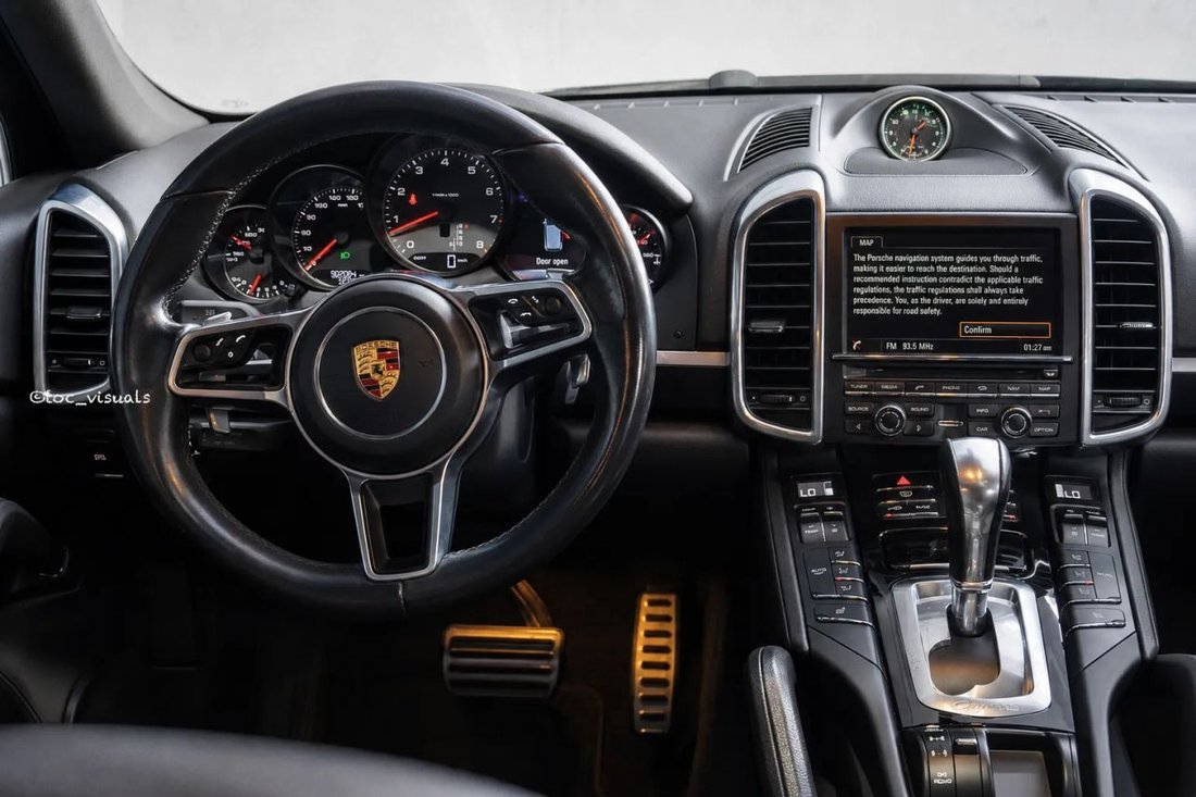 Suv in Davie, FL, United States 3 - 18664972