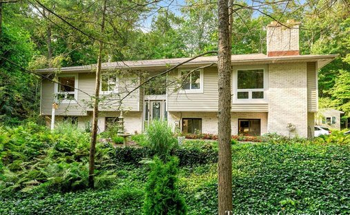 House in Fruitport Charter Township, Michigan, United States 1