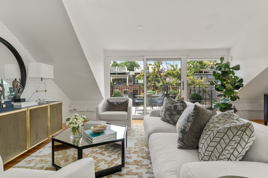 Condo in Boston, Massachusetts, United States 1 - 18665310