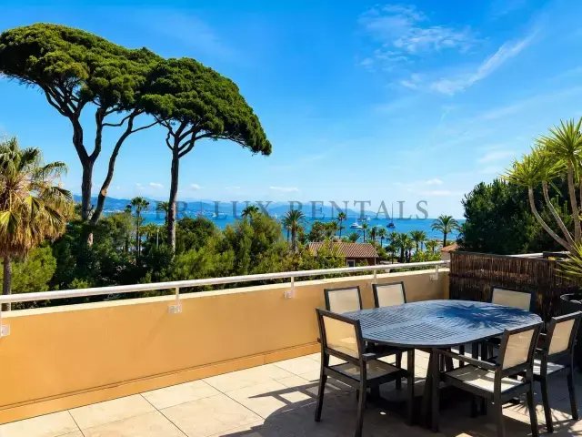 Apartamento en Fontmerle, Antibes, Francia 3 - 17270530