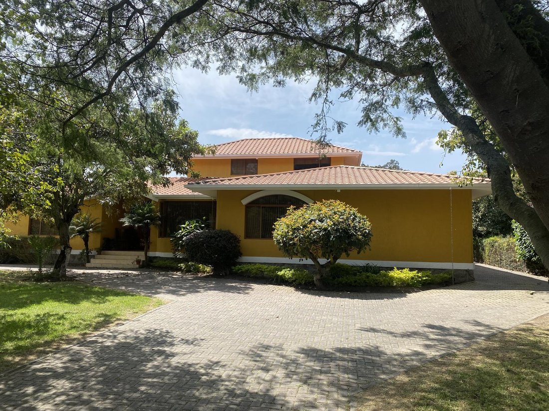House in Quito, Pichincha, Ecuador 1 - 18660836
