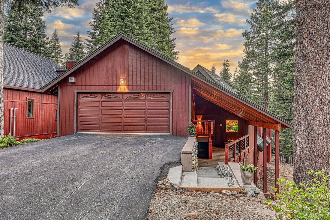 House in Truckee, California, United States 1 - 18661758