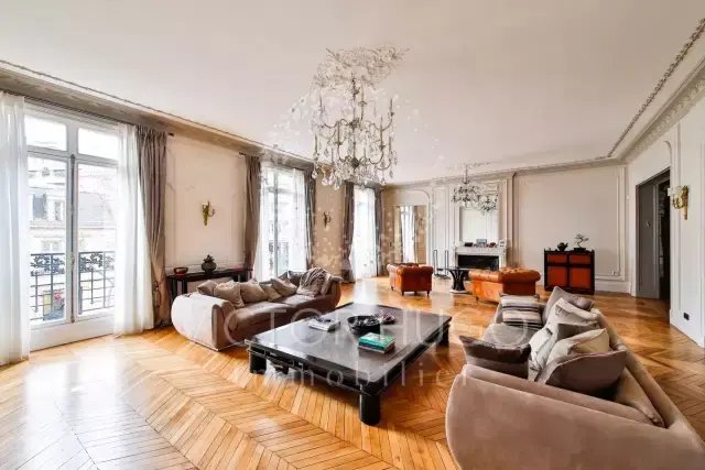 Apartment in Bois de Boulogne, Paris 16e Arrondissement, Paris 4 - 15868879