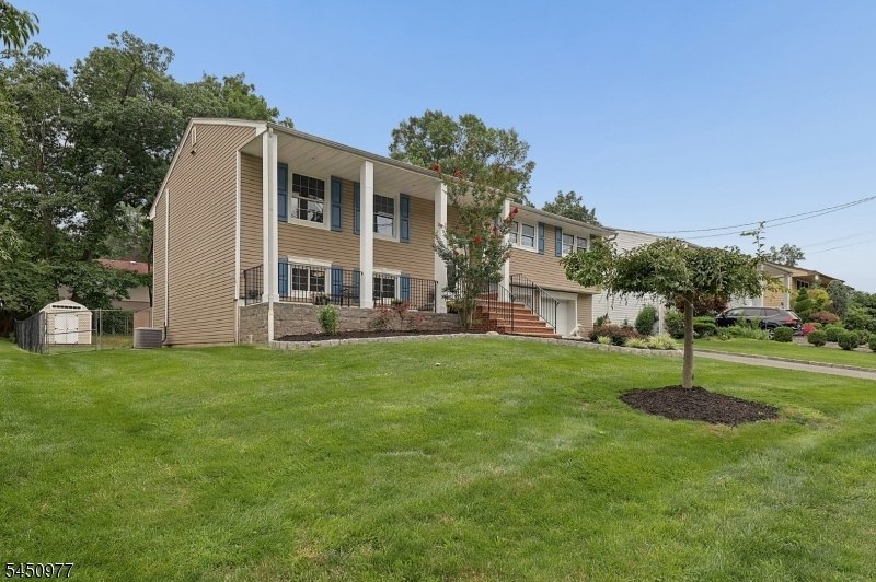 House in West Orange, New Jersey, United States 3 - 18659992
