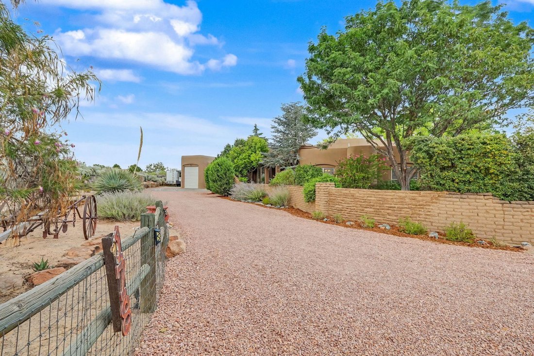 House in Corrales, New Mexico, United States 2 - 18670273