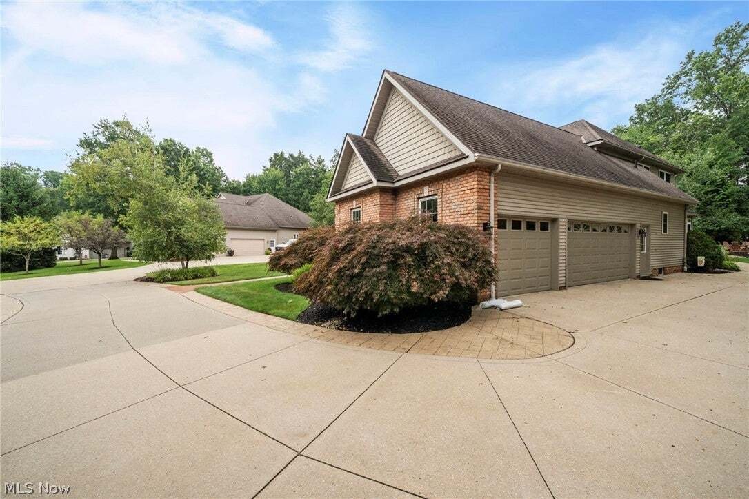 House in Twinsburg, Ohio, United States 3 - 18659340