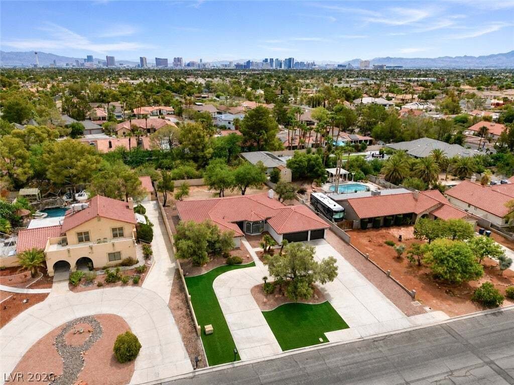House in Las Vegas, Nevada, United States 1 - 18670658