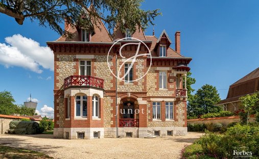 House in Sancoins, Centre-Val de Loire, France 1