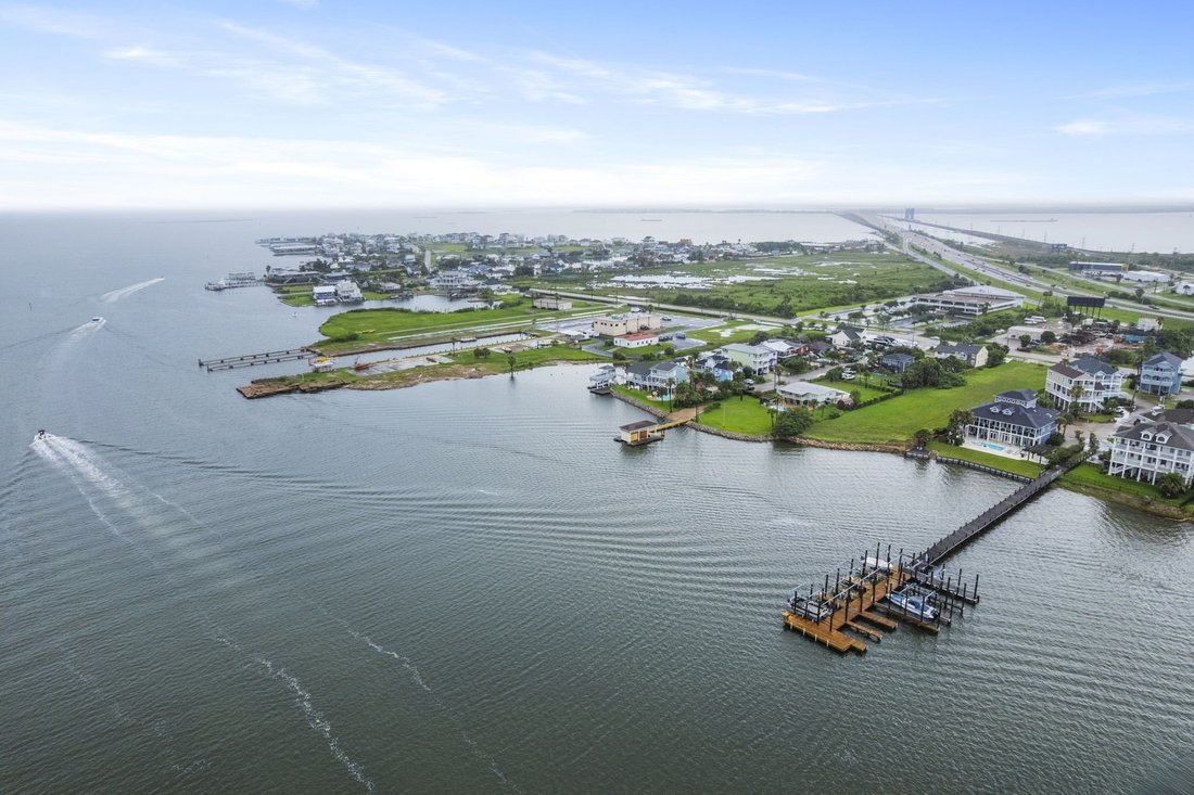House in Galveston, Texas, United States 3 - 18665268
