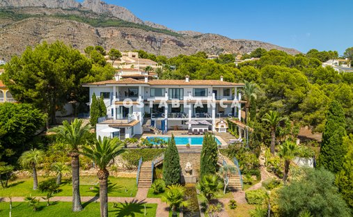 Villa in Altea, Valencian Community, Spain 1
