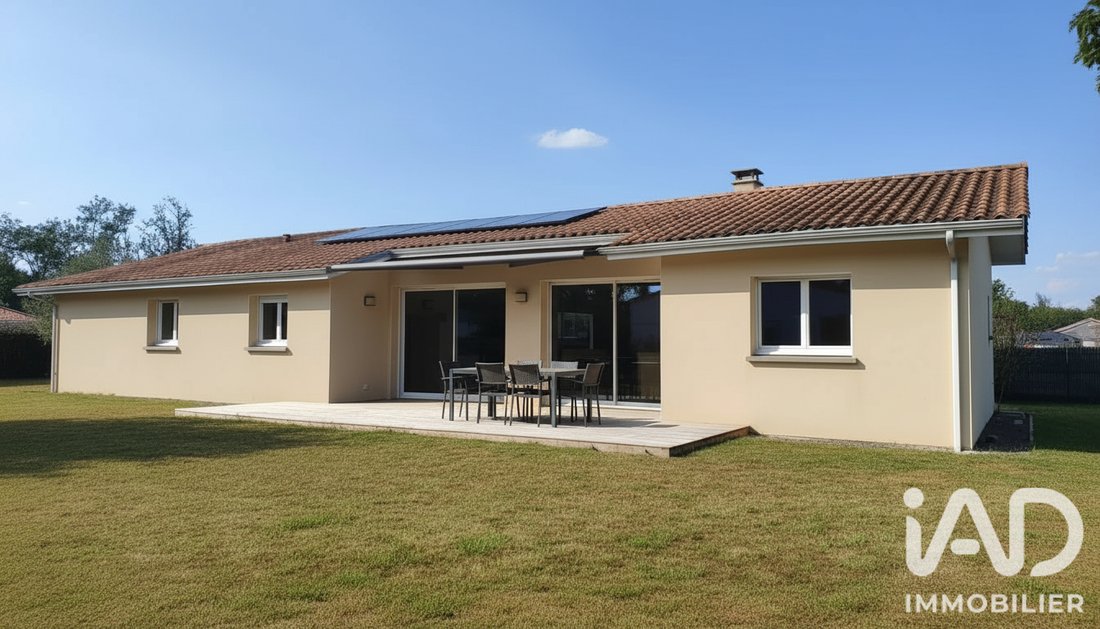 House in Saint-Selve, Nouvelle-Aquitaine, France 2 - 18668222