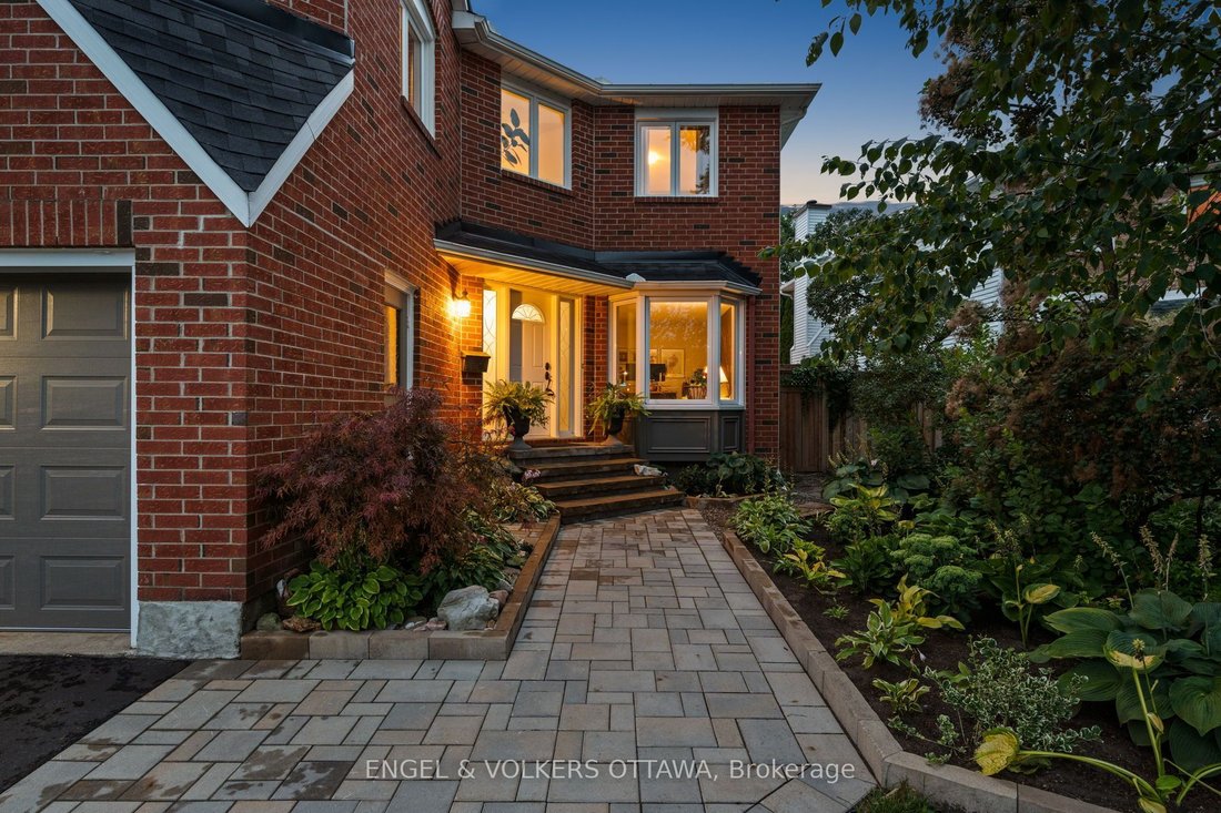House in Ottawa, Ontario, Canada 3 - 18664378