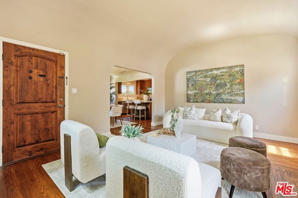 House in Los Angeles, California, United States 3 - 18671405