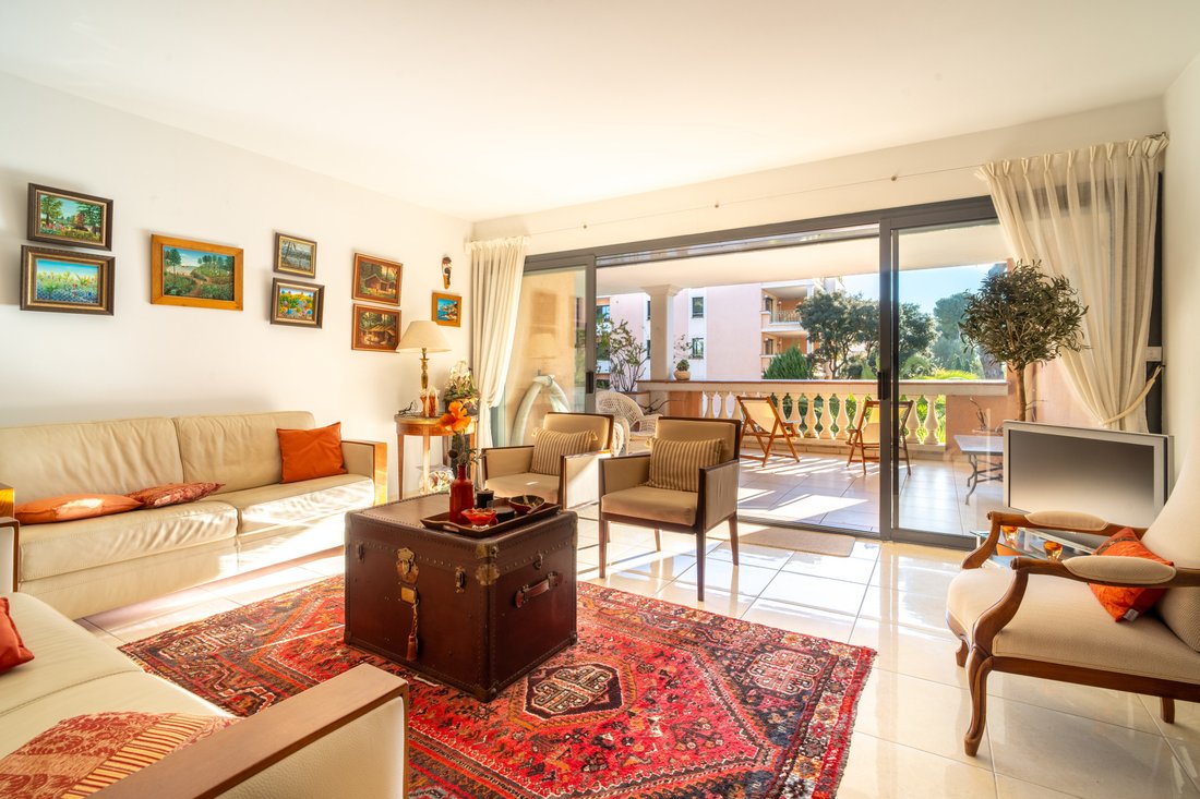 Apartment in Hyeres, Provence-Alpes-Côte d'Azur, France 3 - 18659565