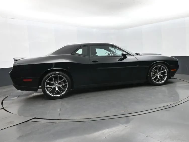 Coupe in Newark, NJ, United States 4 - 18667069