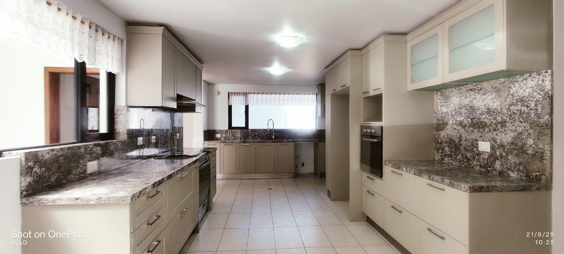 House in Quito, Pichincha, Ecuador 1 - 18661449