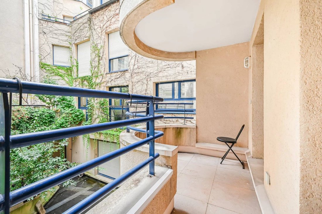 Apartment in Palais Royal, Paris 1er Arrondissement, Paris 5 - 15869668