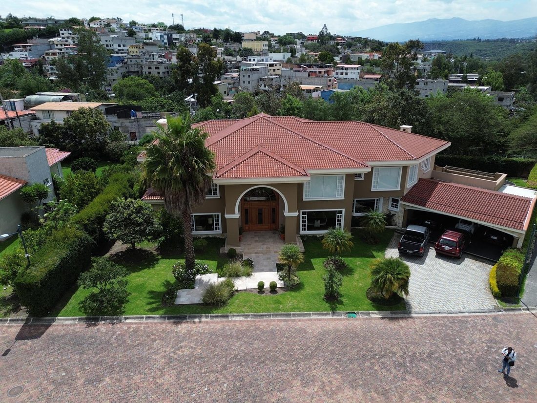 House in Quito, Pichincha, Ecuador 3 - 18660285