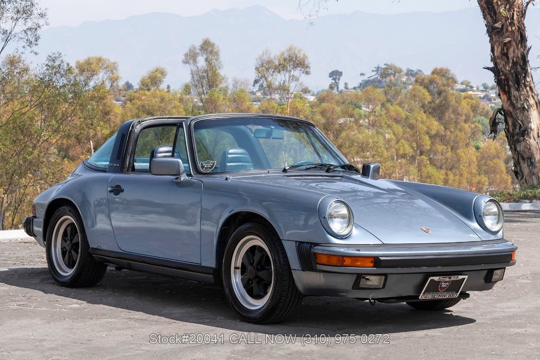 Porsche Carrera in Los Angeles, CA 1 - 18660443
