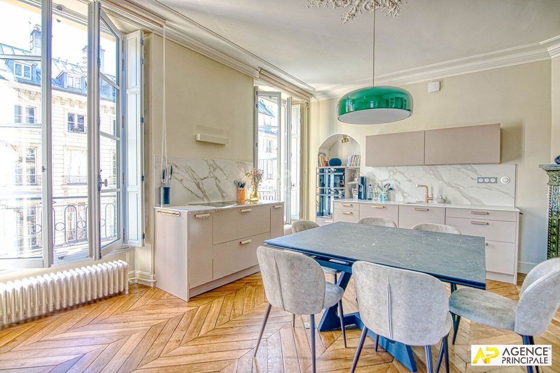 Apartment in Domaine National du Château, Versailles, France 4 - 18660104