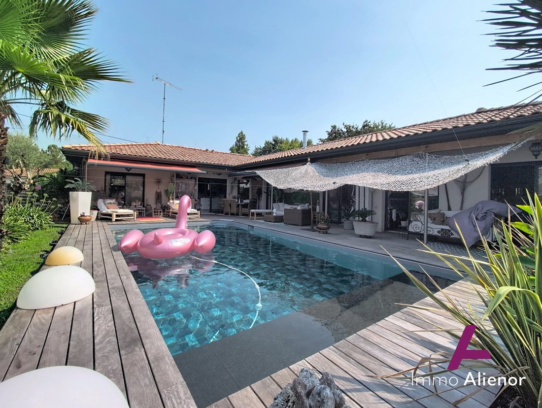 Villa in Le Teich, Nouvelle-Aquitaine, France 1 - 18670422