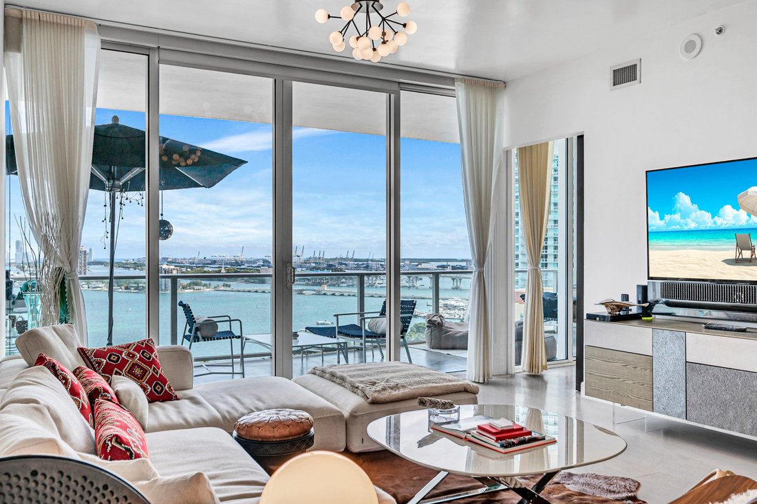 Condo in Miami, Florida, United States 2 - 18666507
