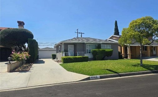 House in Downey, California, United States 1