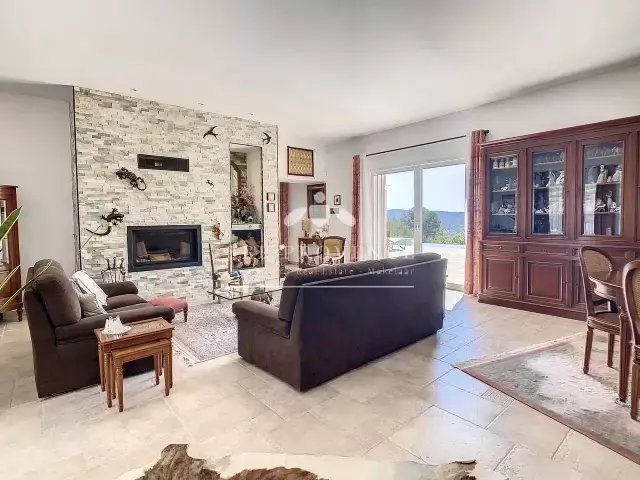 Villa en Salernes, Provenza-Alpes-Costa Azul, Francia 5 - 16297714
