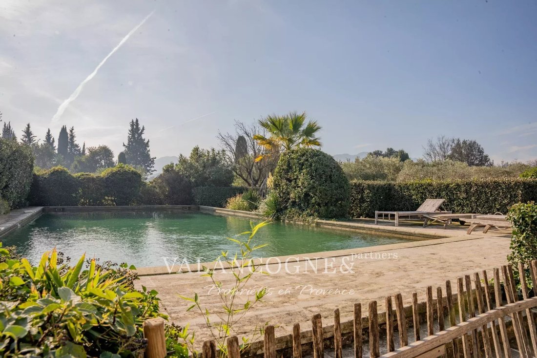 Casa de Campo en Eygalières, Provenza-Alpes-Costa Azul, Francia 4 - 16150582