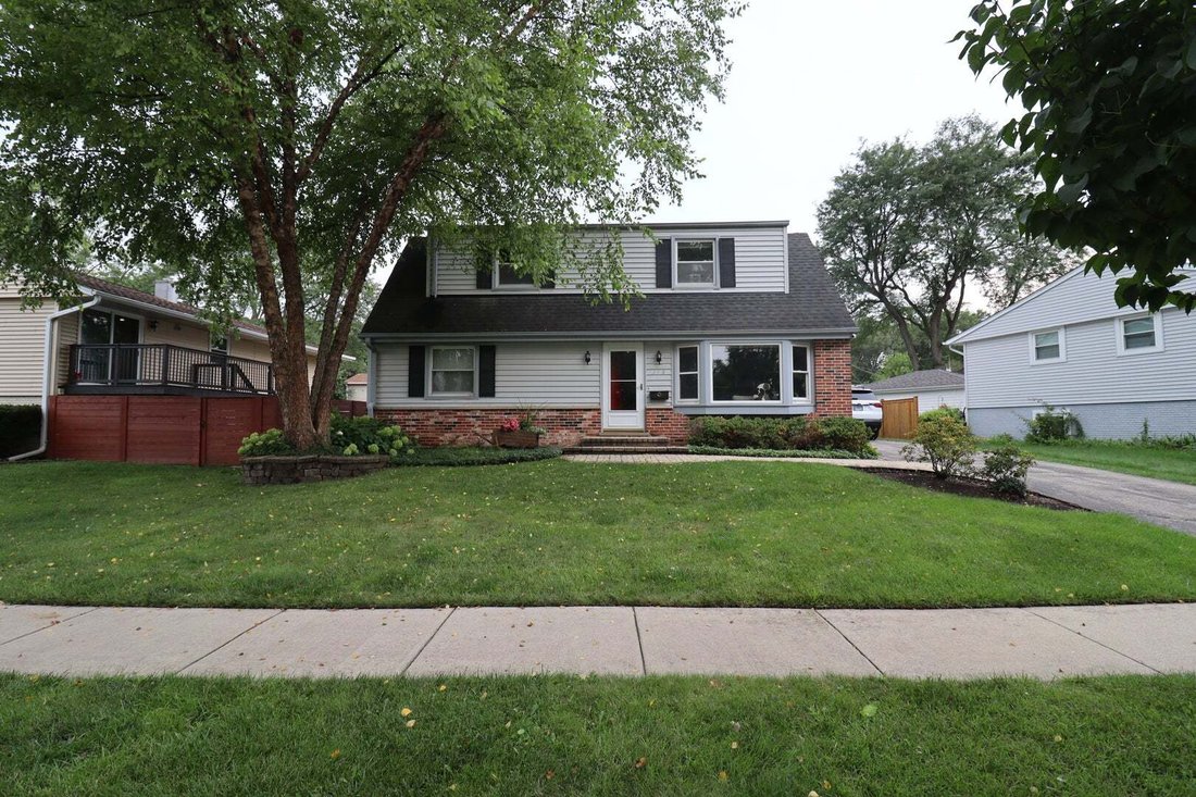 House in Buffalo Grove, Illinois, United States 1 - 18669231