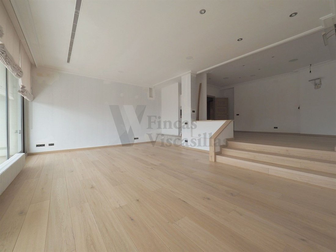 Apartment in Sarrià-Sant Gervasi, Barcelona, Spain 1 - 18671552
